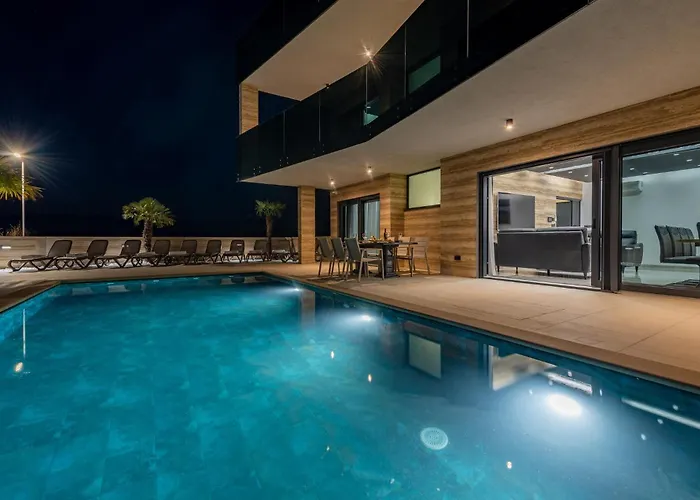 Дом отдыха 5 Bedroom Beautiful In *