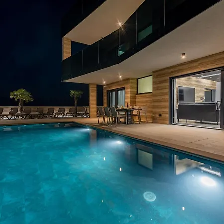 펜션 5 Bedroom Beautiful In *