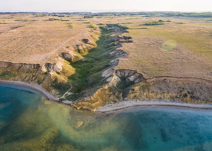 5 Bedroom Beautiful In Vikendica *